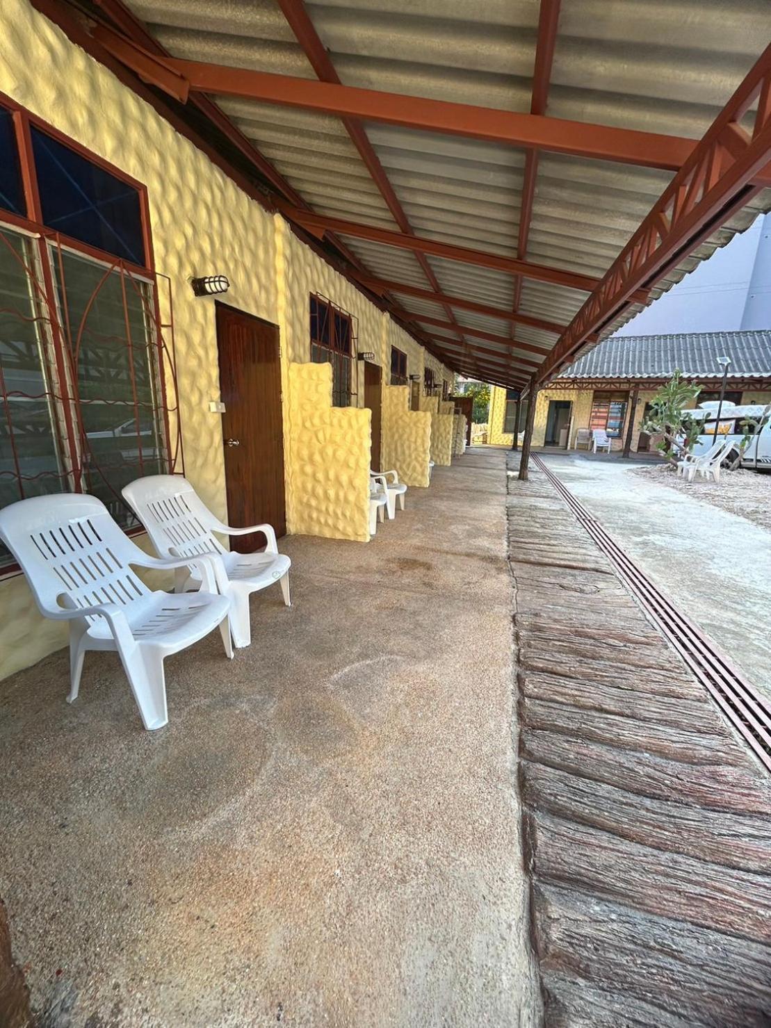 קראבי Adam Bungalows מראה חיצוני תמונה